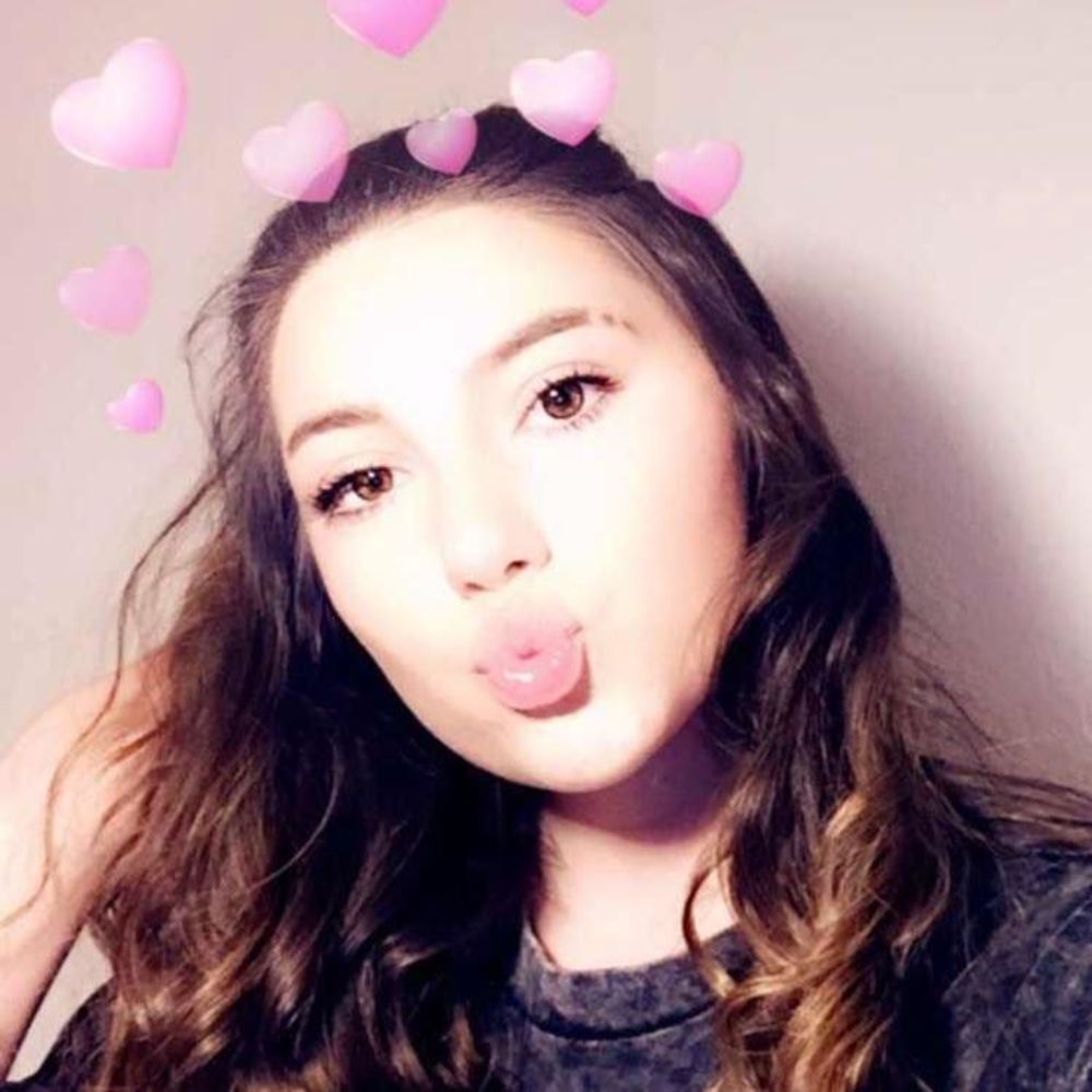 Meet your Posher, Asialena